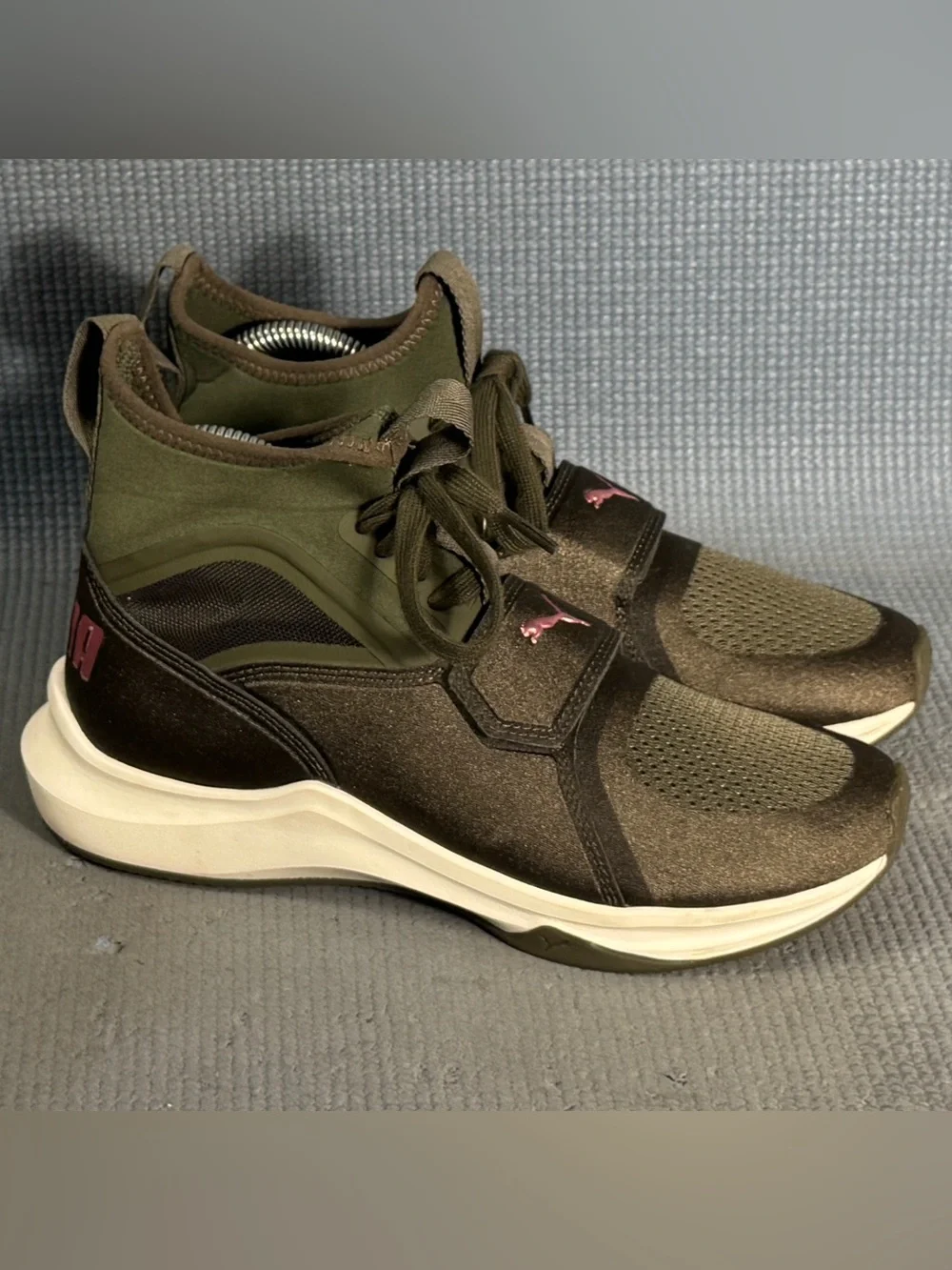 Puma phenom mid